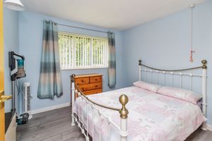 BEDROOM- click for photo gallery